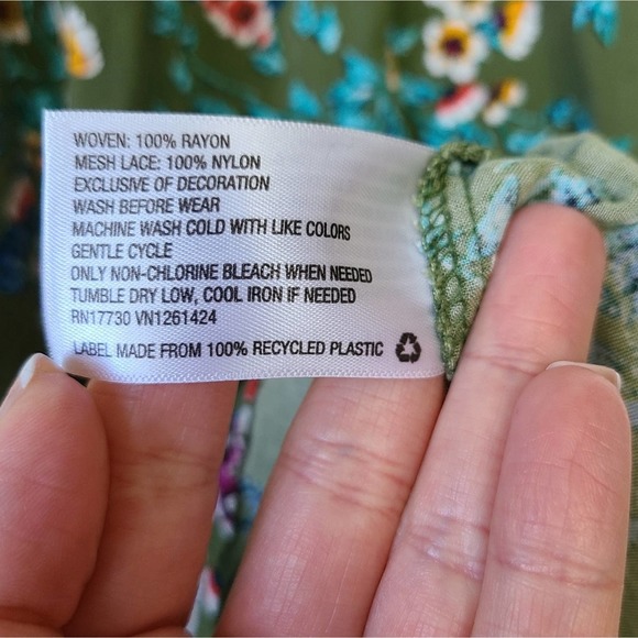 TARGET | GREEN DRESS - Picture 9 of 12